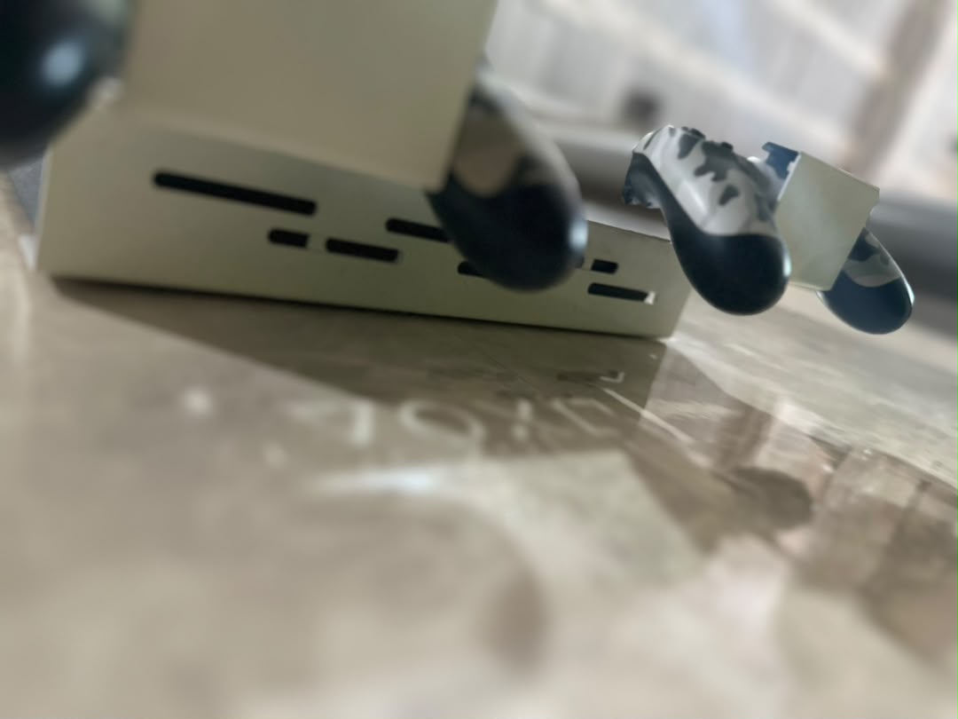 حامل جداري حديدي مخصص لأجهزة Xbox - الصورة 4