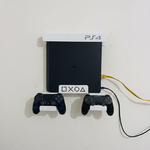 حامل PS4 جداري احترافي 🎮 | PS4 + 2 Controllers في مكان واحد