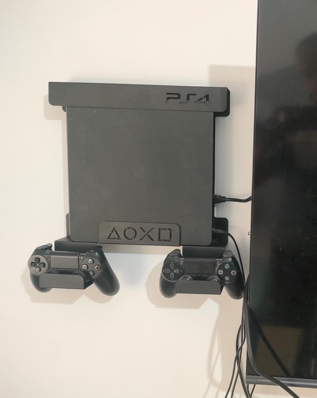 تفاصيل حامل PS4