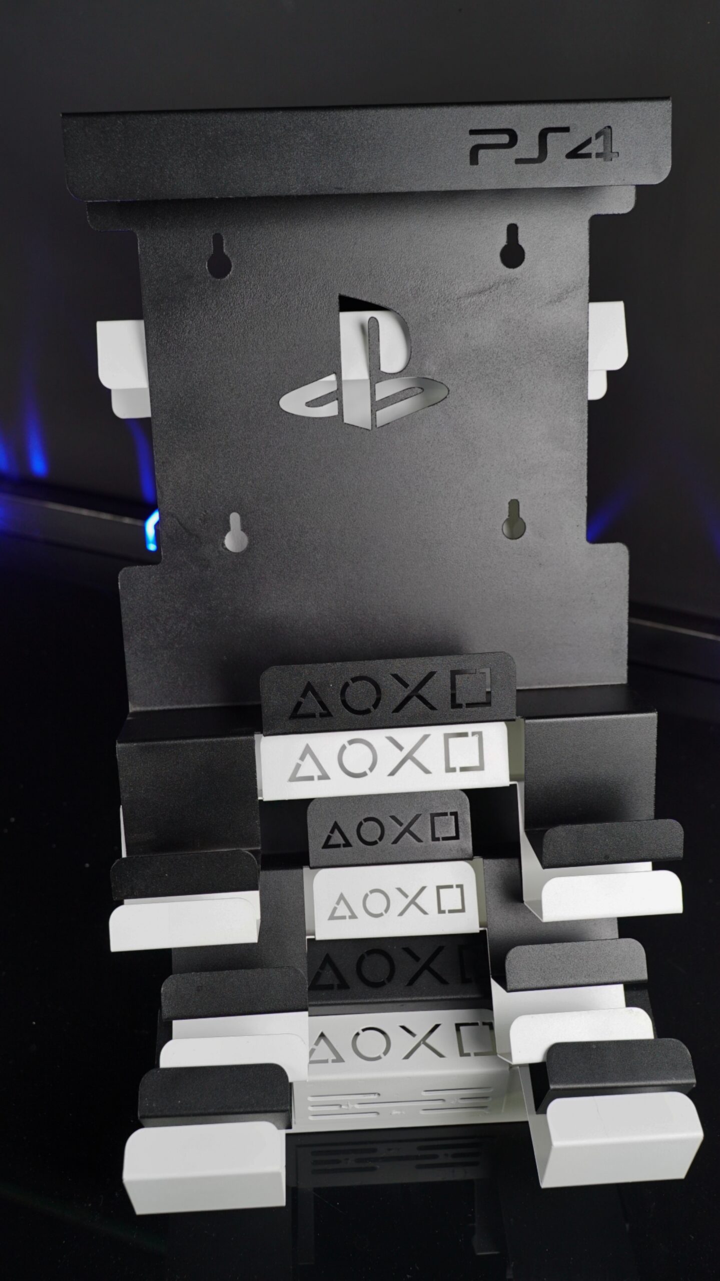 حامل PS4 جداري احترافي 🎮 | PS4 + 2 Controllers في مكان واحد - الصورة 4